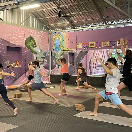 Ground Zero Martial Arts And Yoga Hotel Siem Reap Buitenkant foto