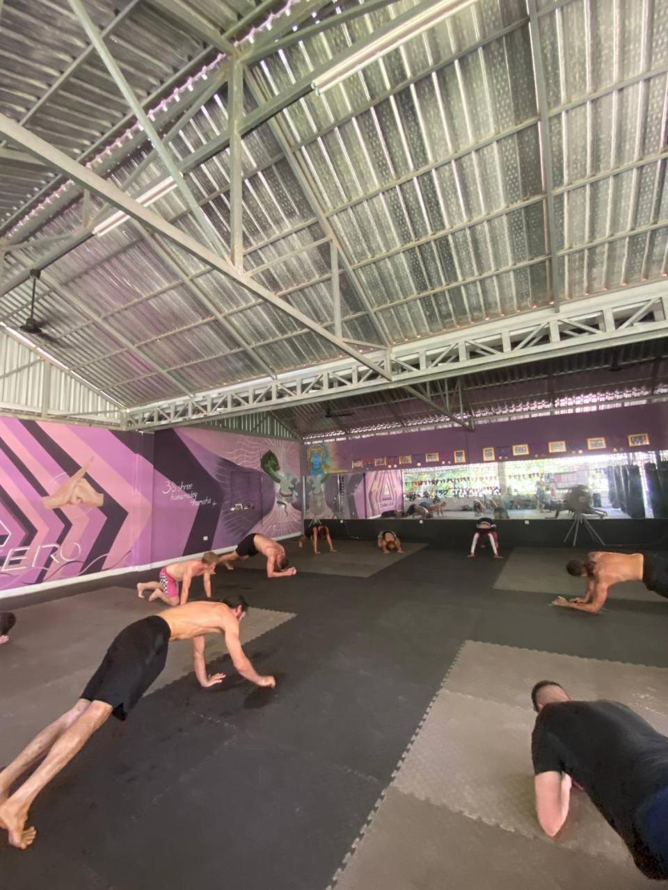 Ground Zero Martial Arts And Yoga Hotel Siem Reap Buitenkant foto